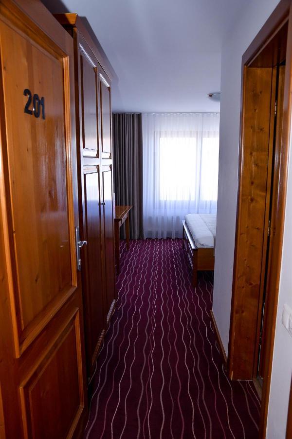 Boutique Damiani Hotel Sibiu Exterior photo
