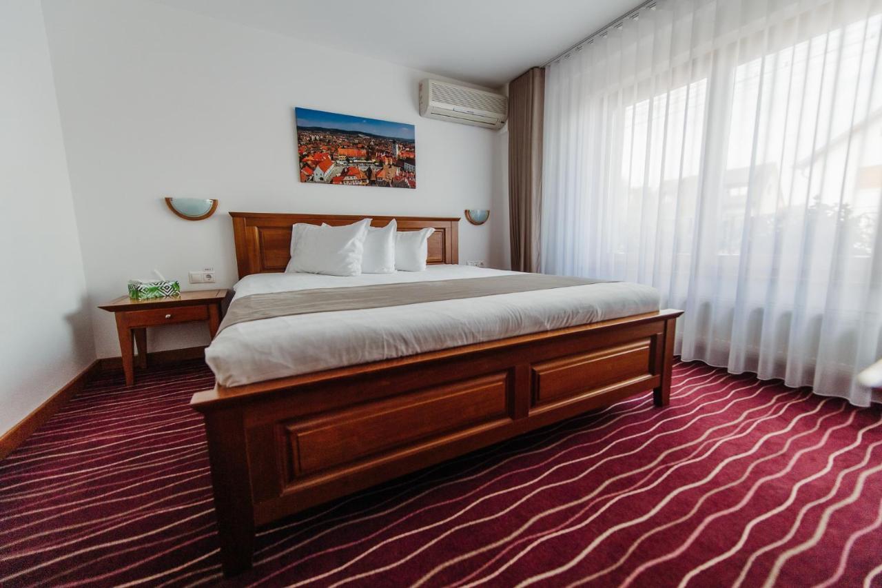 Boutique Damiani Hotel Sibiu Exterior photo
