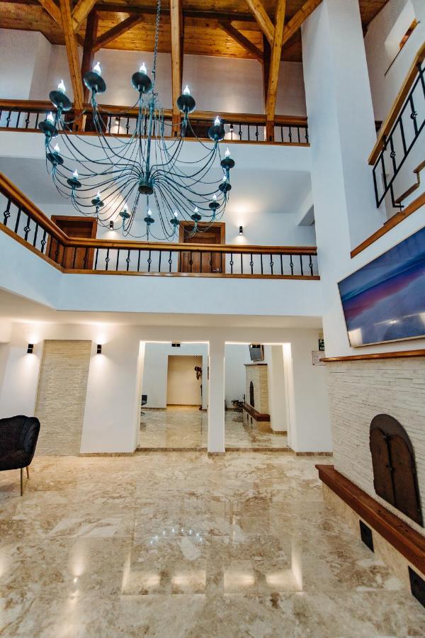 Boutique Damiani Hotel Sibiu Exterior photo