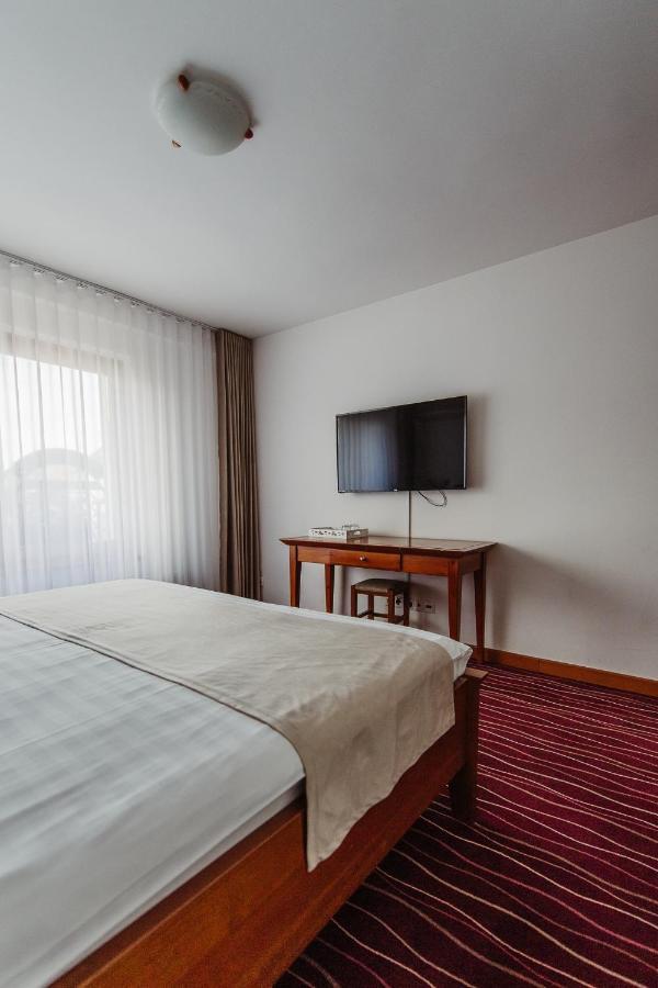 Boutique Damiani Hotel Sibiu Exterior photo
